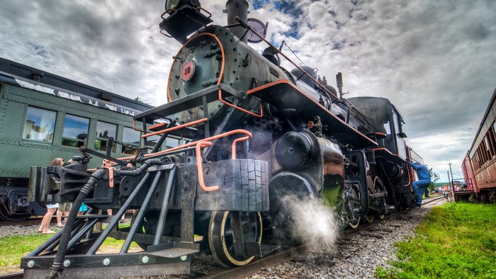 4K HDR Steam Locomotive