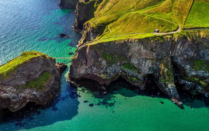 Carrick-a-Rede Rope Bridge, Ballintoy, Ireland