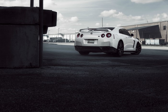 White Nissan GTR R35 from the back