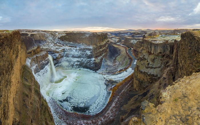 Palouse Falls in Washington, USA