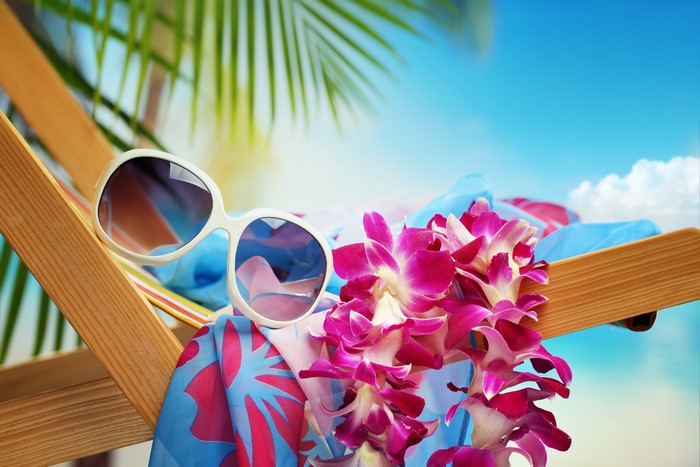 4K Summer Beach Scene with Sunglasses and Lei