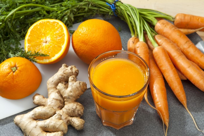 Carrot Orange Ginger Juice with Oranges and Carrots
