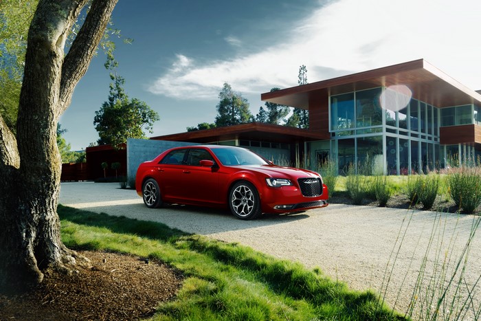 4K 2015 Chrysler 300 S Luxury Sedan