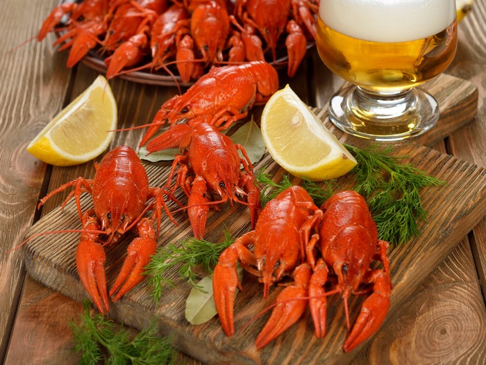 4K Seafoods Crayfish Lemons Dill