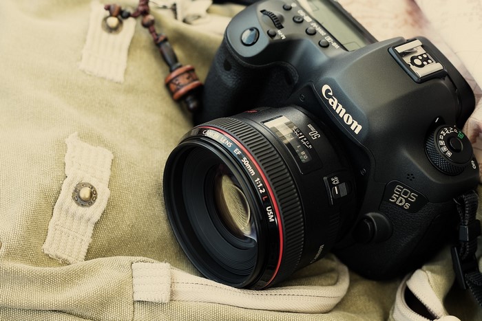 Canon EOS 5Ds camera with Canon EF 50mm f/1.2L USM lens