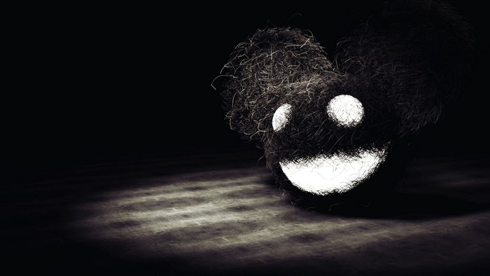 Deadmau5 character with glowing eyes and smile