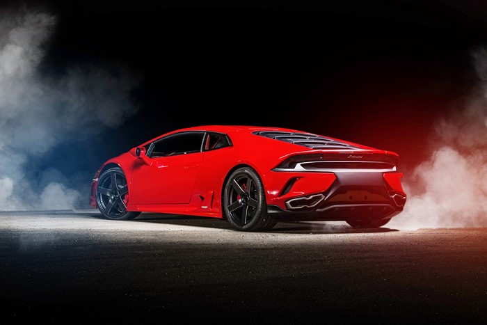 4K Red Lamborghini Huracan LB724