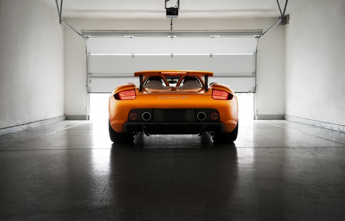 Porsche Carrera GT Arancio Borealis Supercar in Garage