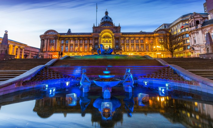 5K Birmingham England Fountains Sculptures Palace Stairs Night