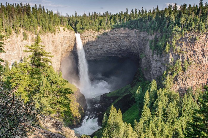 Helmcken Falls in Wells Gray Provincial Park, Canada