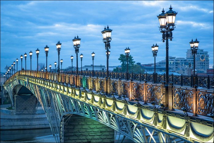 Bridge with street lights in Moscow, Russia