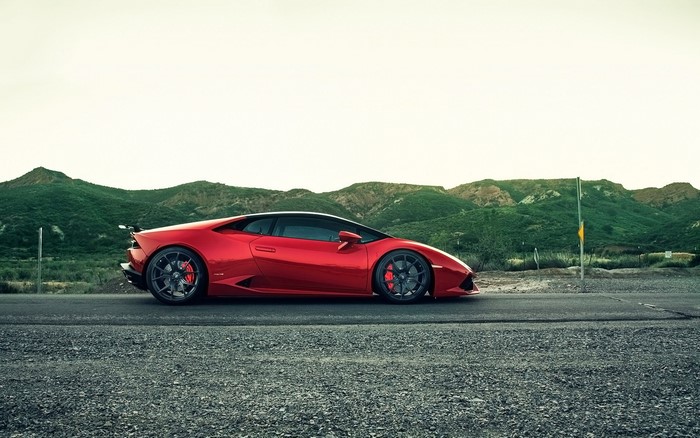Red Lamborghini Huracan Verona Edizione by Vorsteiner on Asphalt