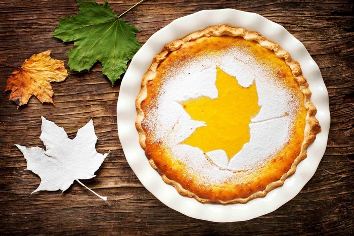 Pumpkin pie with maple leaf design