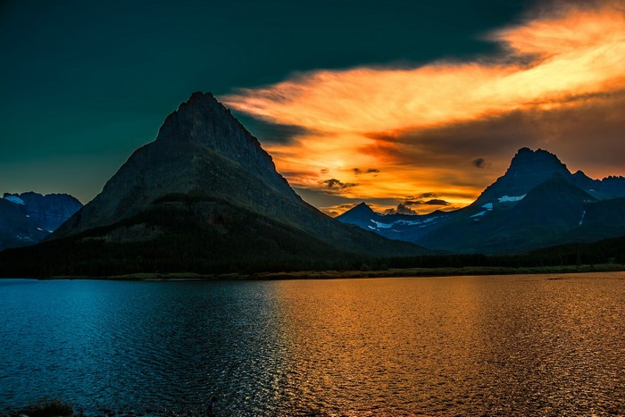 Sunrise over Swiftcurrent Lake and Grinnell Peak, Glacier National Park