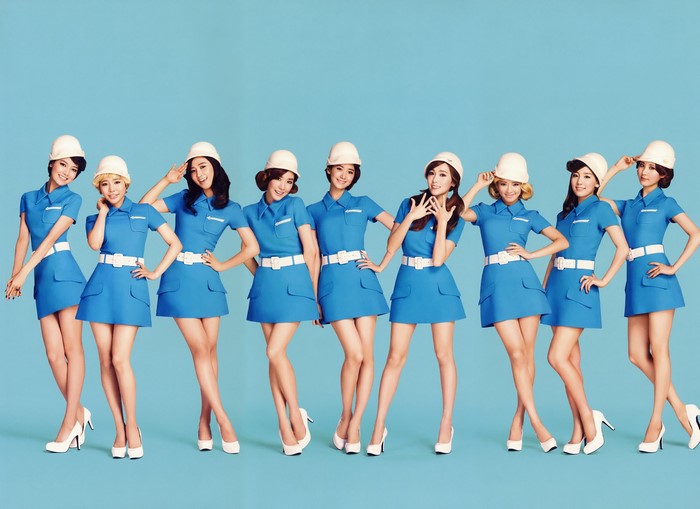 SNSD Girls Generation in Blue Uniforms