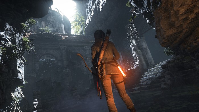 Lara Croft from Rise of the Tomb Raider with a bow