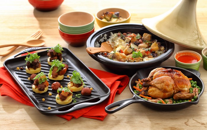 Roast Chicken and Appetizers with Vegetables