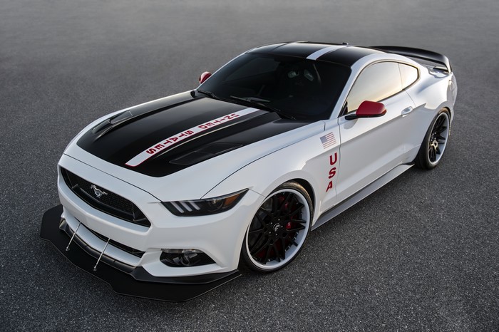 4K 2015 Ford Mustang Apollo Edition