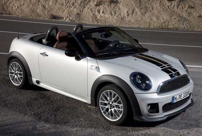 4K White Mini Cooper Convertible