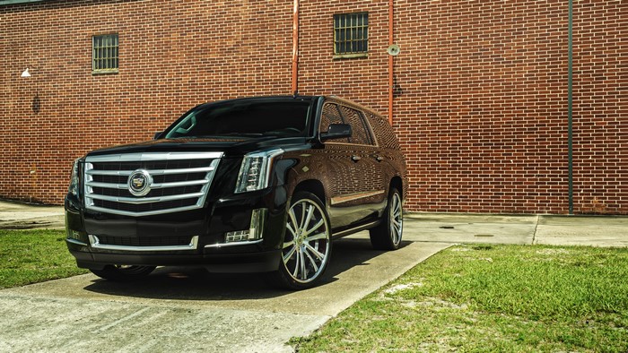 4K Cadillac Escalade ESV