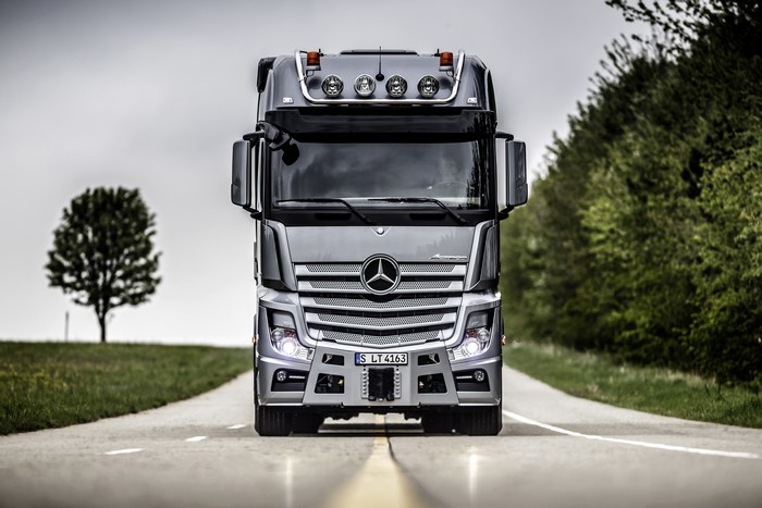 Mercedes-Benz Actros Truck Front View 4K