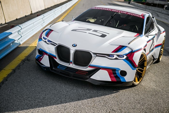 4K 2015 BMW CSL Hommage R