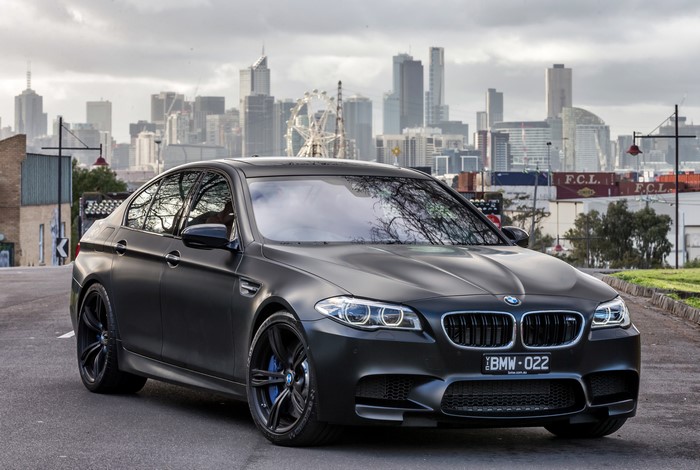 4K Black 2015 BMW M5 F10 Sedan