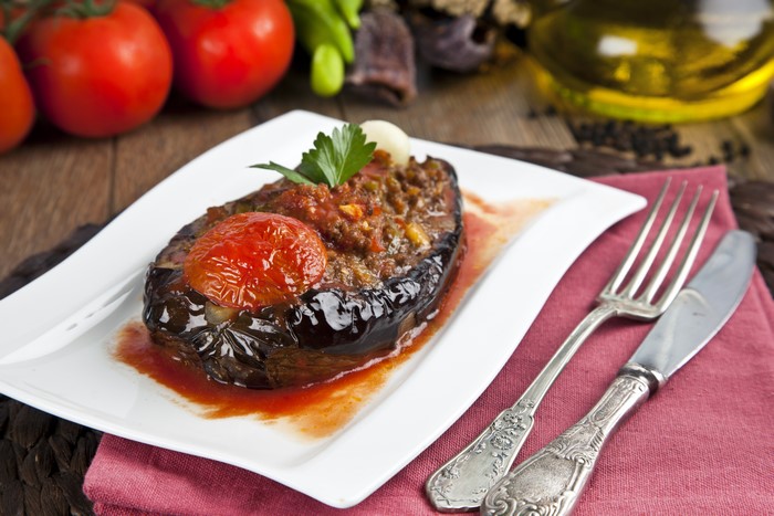 Stuffed Eggplant with Tomato and Meat