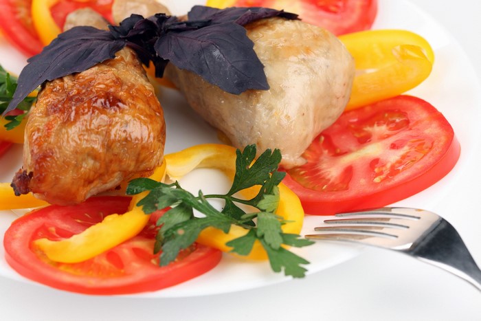 4K Roast Chicken with Tomatoes and Bell Pepper