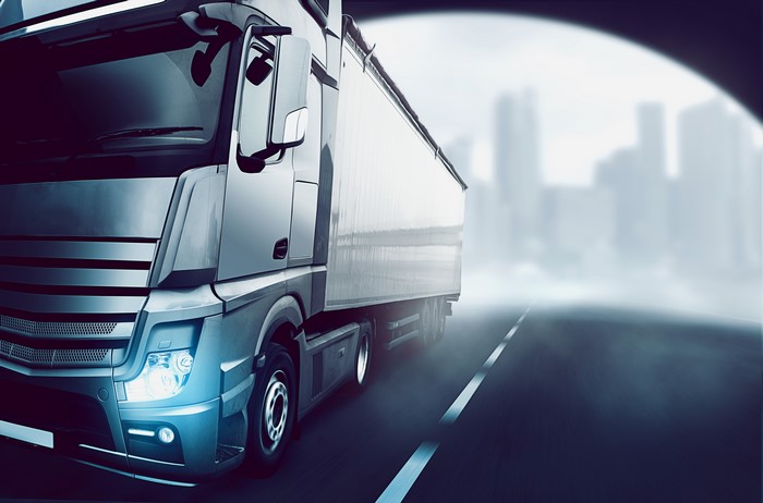 4K Truck in Motion