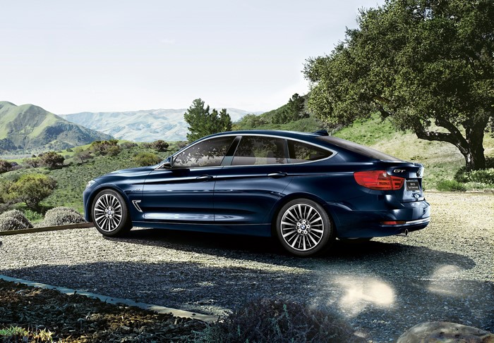 Blue BMW 320i Gran Turismo parked outdoors