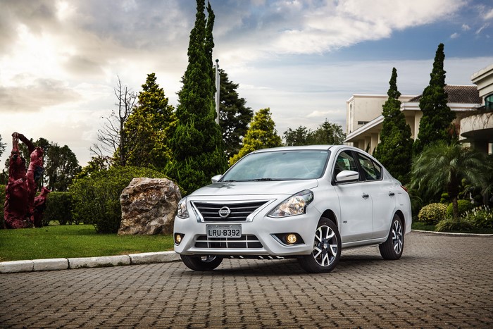 4K 2015 Nissan Versa Unique BR-spec B17 Sedan