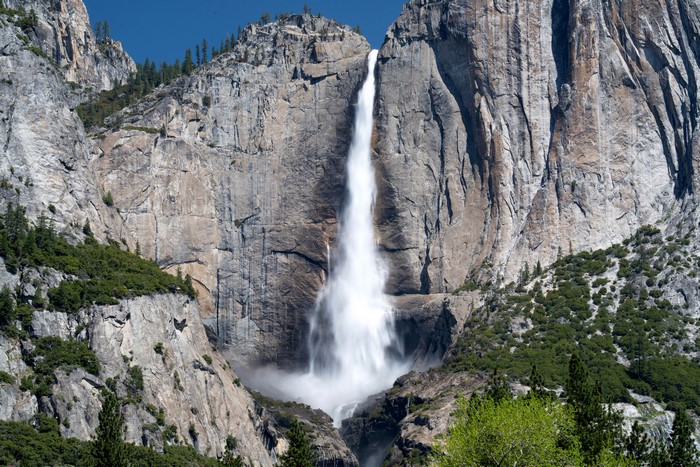 Yosemite Falls Waterfall in Yosemite National Park