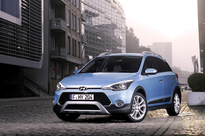 Light Blue Hyundai i20 Active car