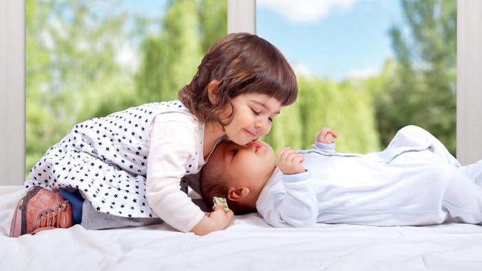 Little girls and infants