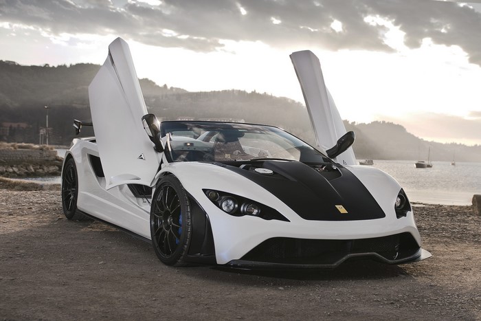 Tushek Renovatio T500 Supercar with Scissor Doors