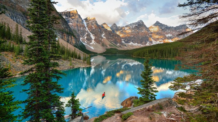 Moraine Lake Scenery with Mountains and Lake in Banff National Park, Canada