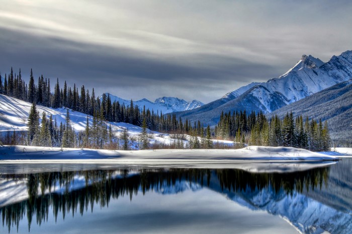 Winter Lake and Mountains Scenery