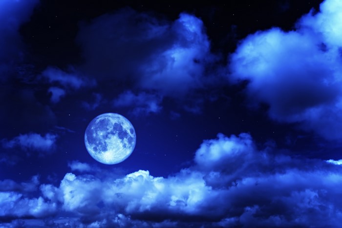 4K Night Sky with Moon and Clouds