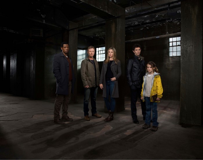 Intruders John Simm and cast