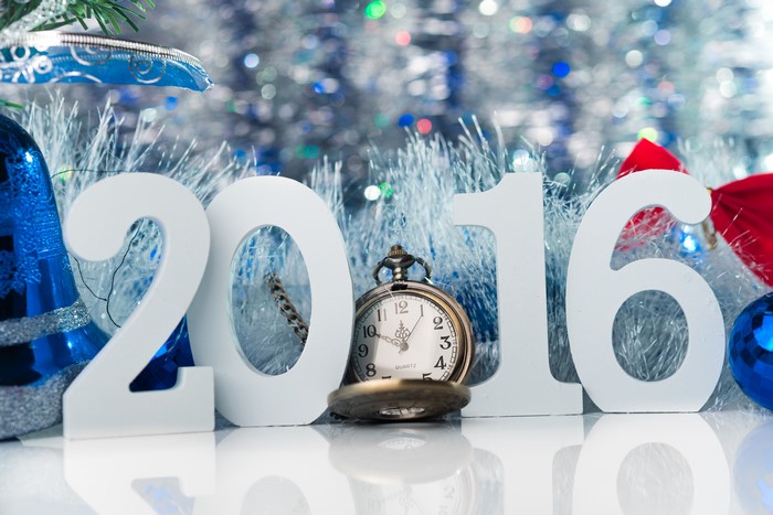 2016 New Year's Eve pocket watch and decorations