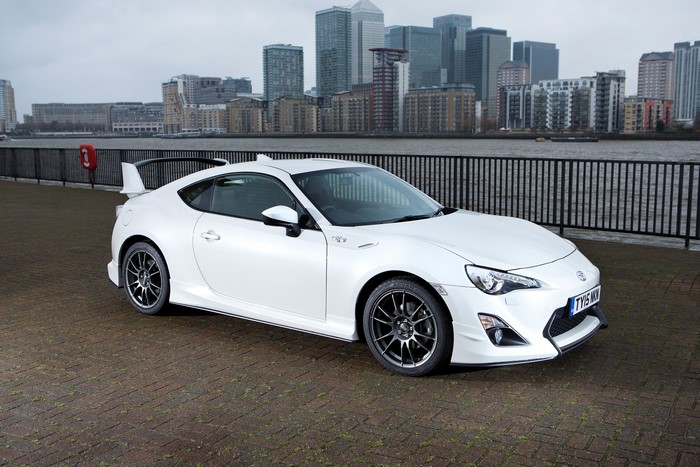 4K 2015 Toyota GT86 Aero Tuning