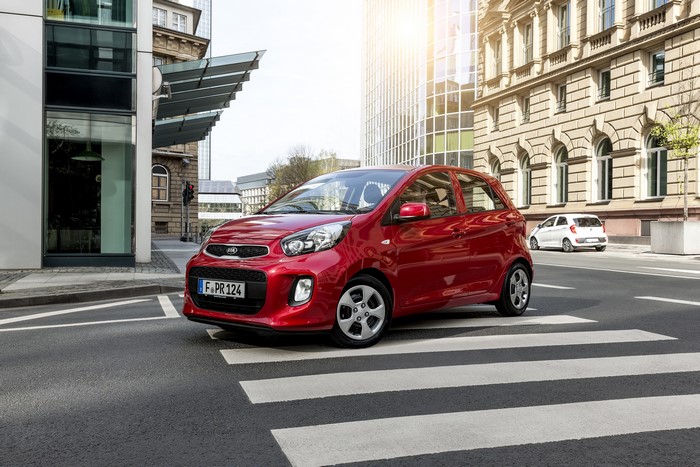 Red 2015 Kia Picanto 5-door TA on city street