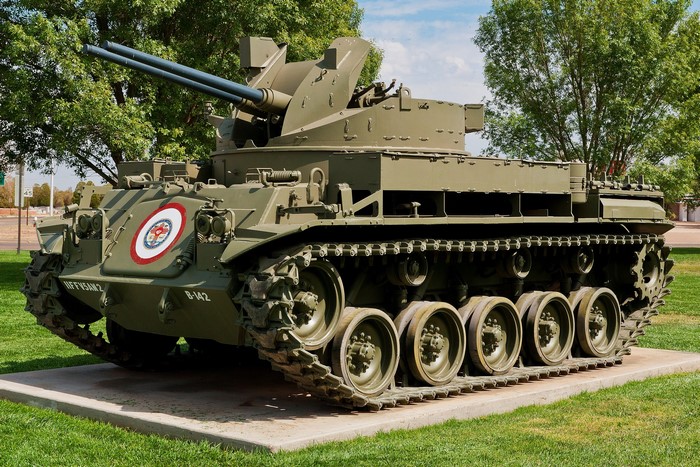 M42A1 Duster self-propelled anti-aircraft gun