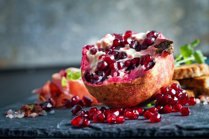 Pomegranate with Grains and Meat
