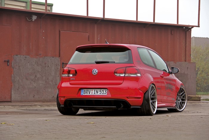Red Volkswagen Golf VI GTI by Ingo Noak Tuning