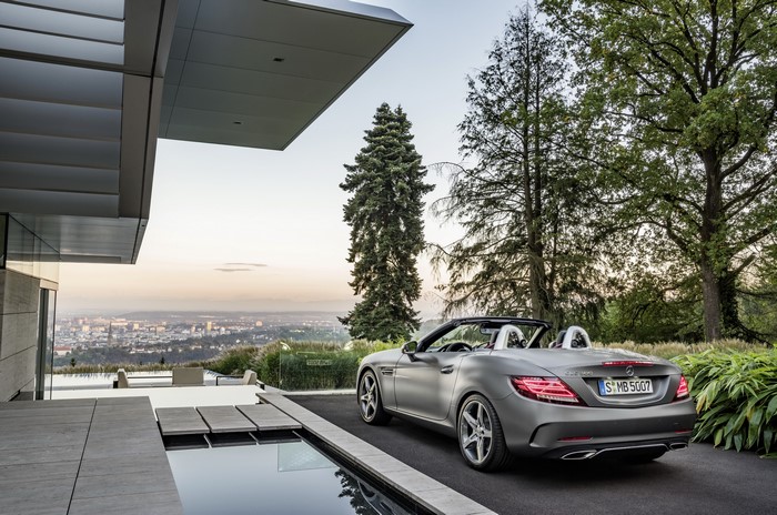 2016 Mercedes-Benz SLC 300 Cabriolet in Grey