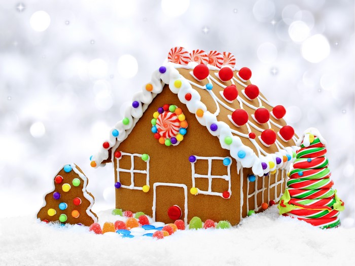 4K Gingerbread House with Christmas Decorations