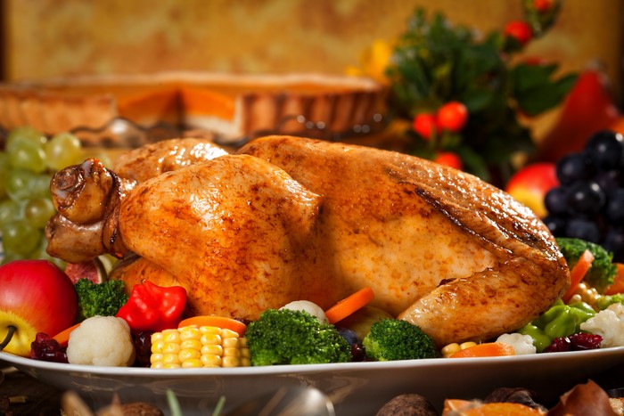 Roast Chicken with Vegetables and Fruit