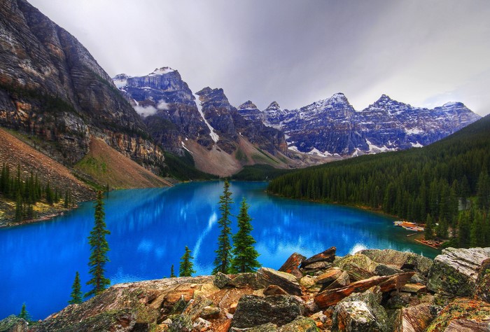 Moraine Lake in Banff National Park, Canada